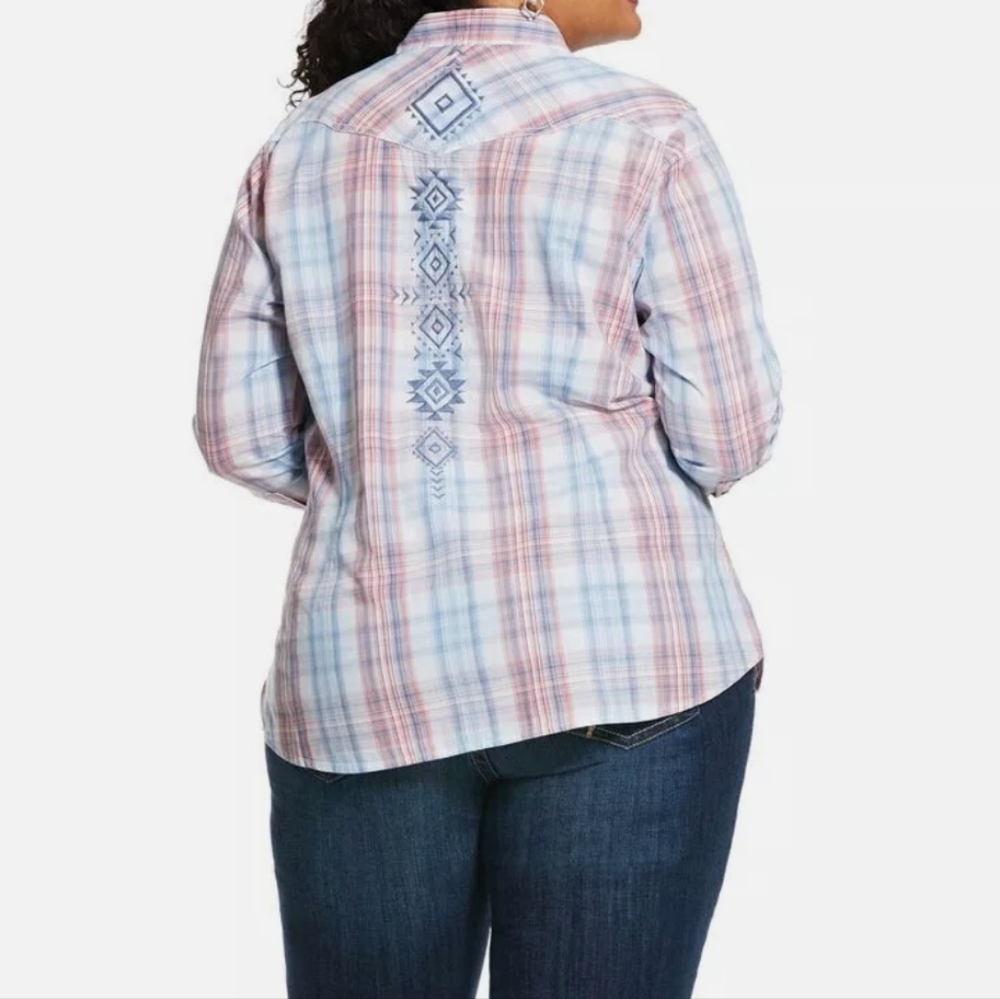 Ariat Real Lovely Snap Short Long Sleeve Woman Large